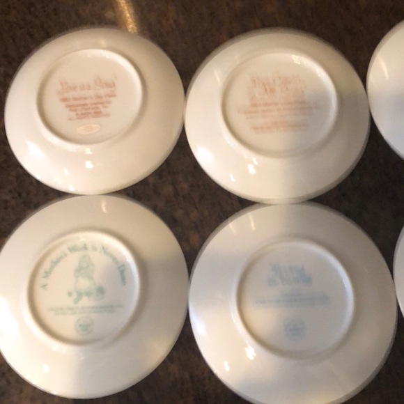 Vintage Avon 1980’s 1990’s Mother’s Day Plates - Picture 11 of 12